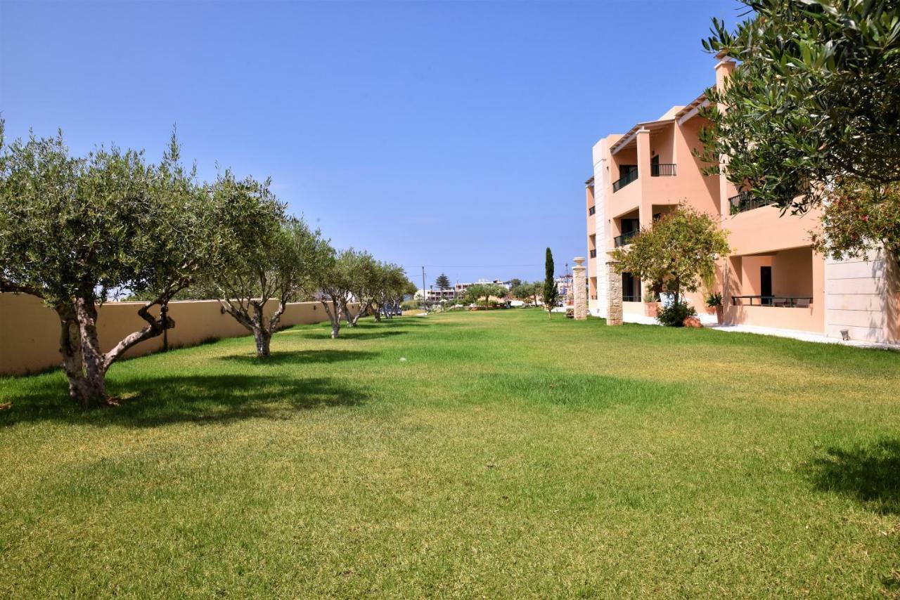 Golden Bay Hotel Apartments Mália Kültér fotó